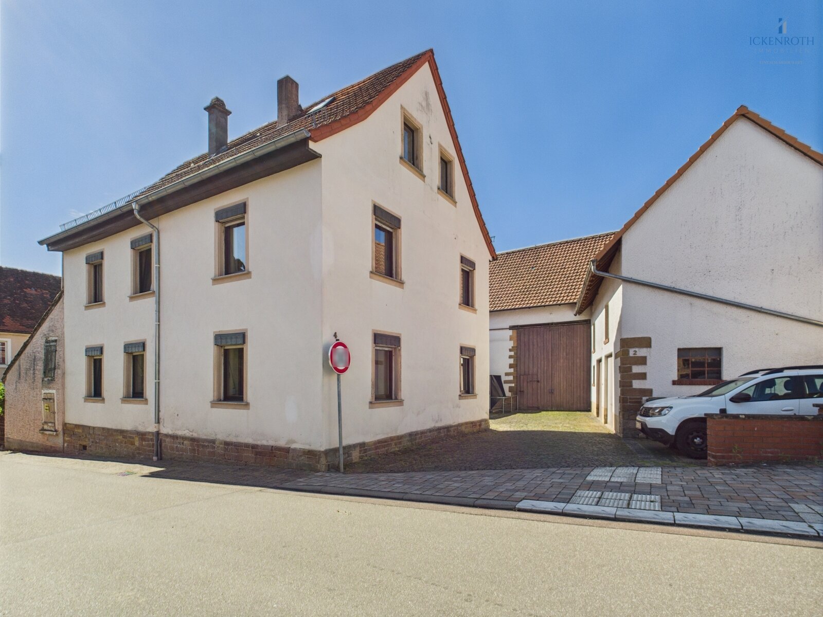 **Spannender Bauernhof mit zwei Häusern, XXL-Scheune, PV-Anlage, Wärmepumpe, 2xGaragen uvm.!** **Spannender Bauernhof mit zwei Häusern, XXL-Scheune, PV-Anlage, Wärmepumpe, 2xGaragen uvm.!**