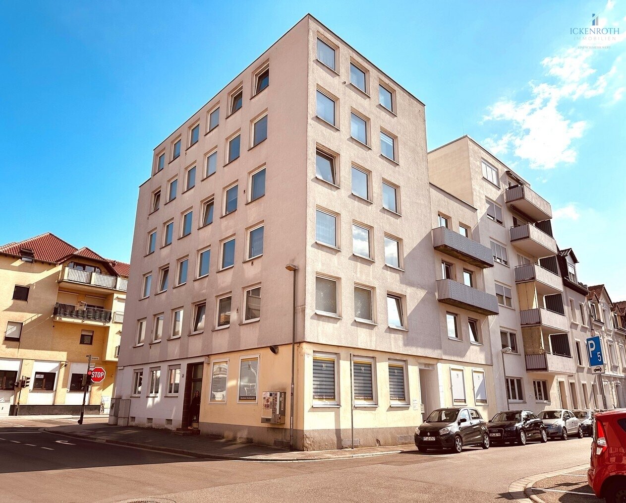 **Zentrale Büroräume (EG, ca.95m²) mit sehr hoher Laufkundschaft und Werbefaktor!** **Zentrale Büroräume (EG, ca.95m²) mit sehr hoher Laufkundschaft und Werbefaktor!**