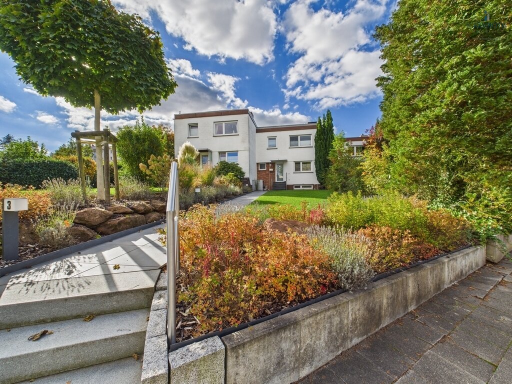 **Gepflegtes RMH mit guter Ausstattung + Raumaufteilung, Garten, Garage, uvm. - tolle, ruhige Lage!** **Gepflegtes RMH mit guter Ausstattung + Raumaufteilung, Garten, Garage, uvm. - tolle, ruhige Lage!**