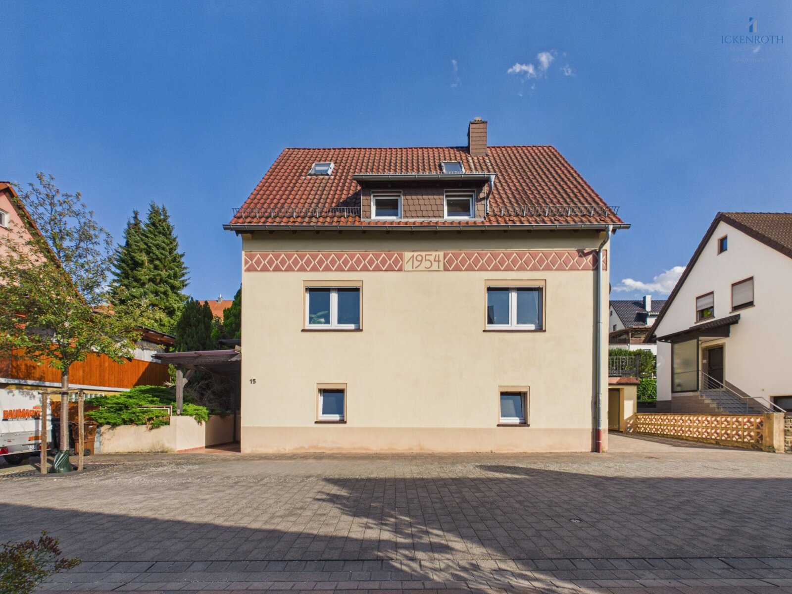 **Großzügiges 1-2 FH mit guter Raumaufteilung, Garten, Garage, uvm. - viel Potenzial!** **Großzügiges 1-2 FH mit guter Raumaufteilung, Garten, Garage, uvm. - viel Potenzial!**