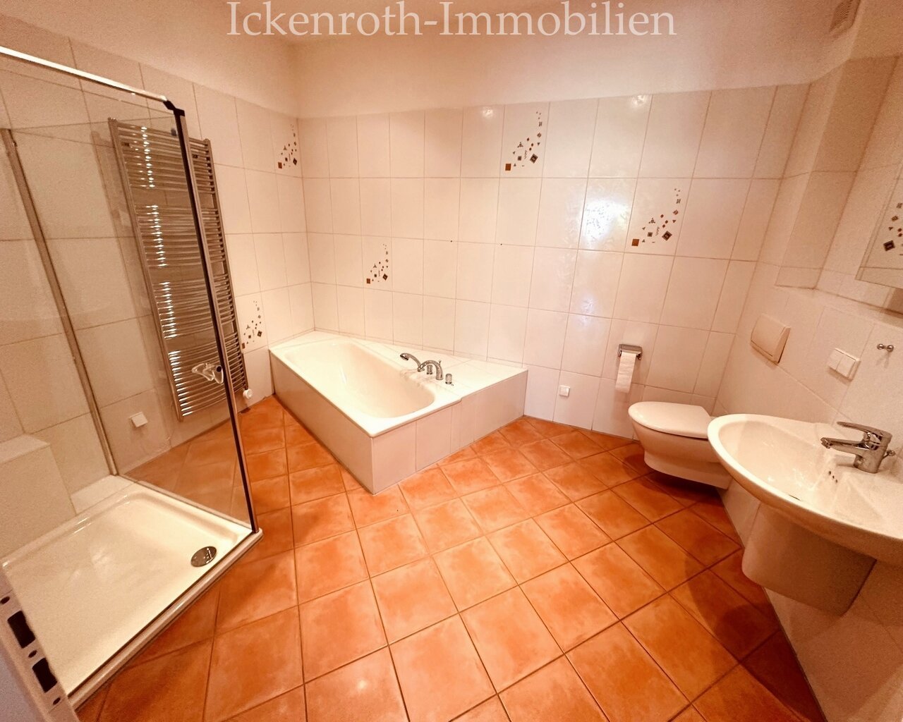 Badezimmer Bürobereich