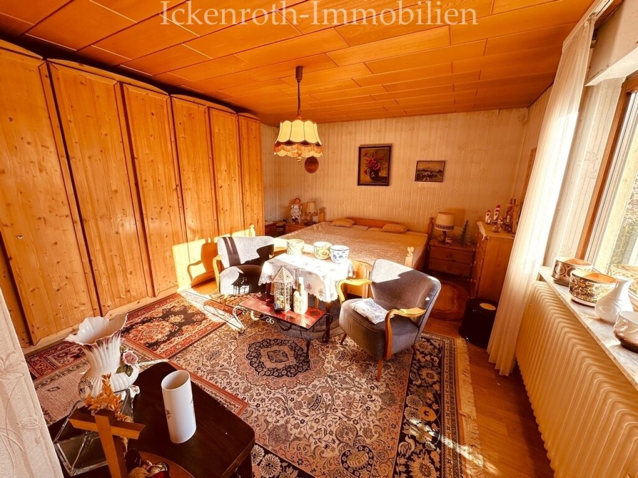 Schlafzimmer 1 OG