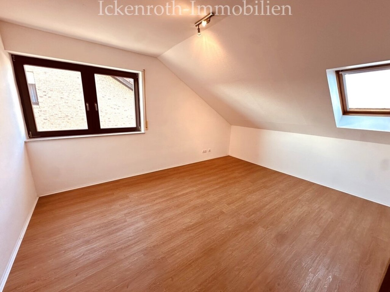 Zimmer 1 DG